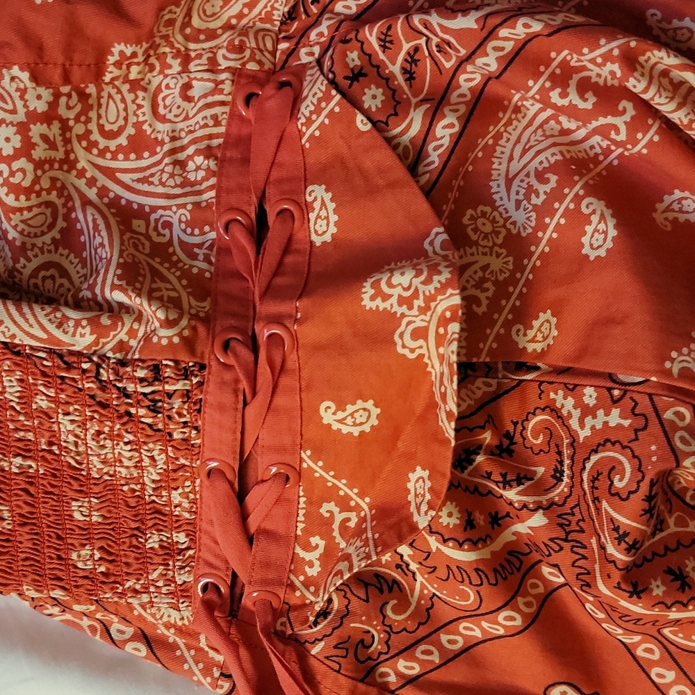 Holding Horses Dress Size Small. Red handkerchief style. Strapless or w/straps. - Picture 3 of 5